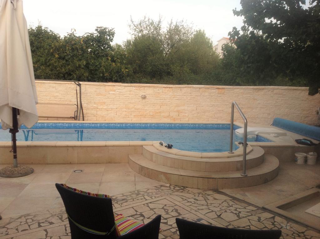 Apartments Little Castle โวดีเซ ภายนอก รูปภาพ
