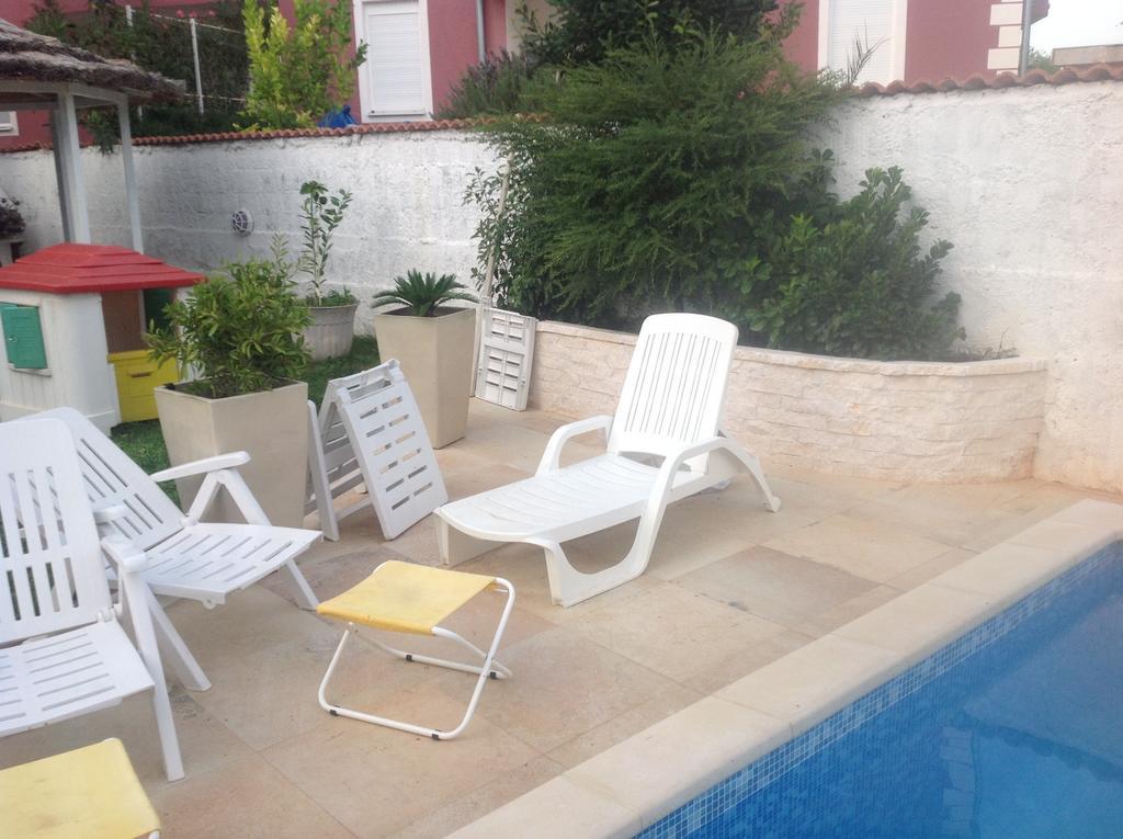 Apartments Little Castle โวดีเซ ภายนอก รูปภาพ